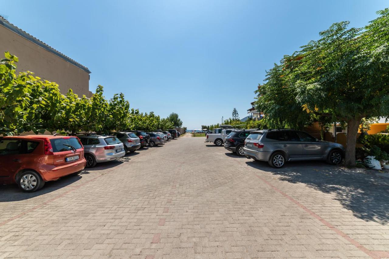 Hotel Odeon Vaszilikí Kültér fotó